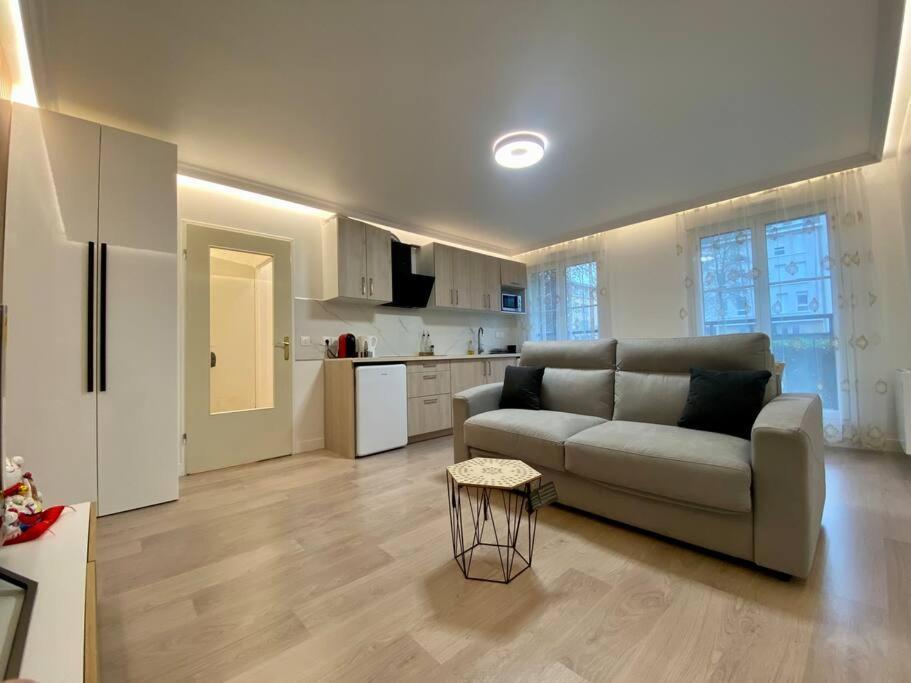 Suite Maximilien Near Disneyland Bussy-Saint-Georges Exterior photo